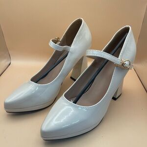 White Patent Mary Jane Block Heels Size 38 us 7.5-8 Chunky Heel Dress Shoes
